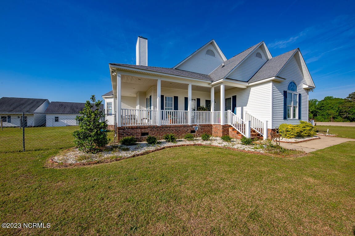 729 Taylor Road Chocowinity, NC 27817 - Photo 28 of 37 IMG_2561-HDR