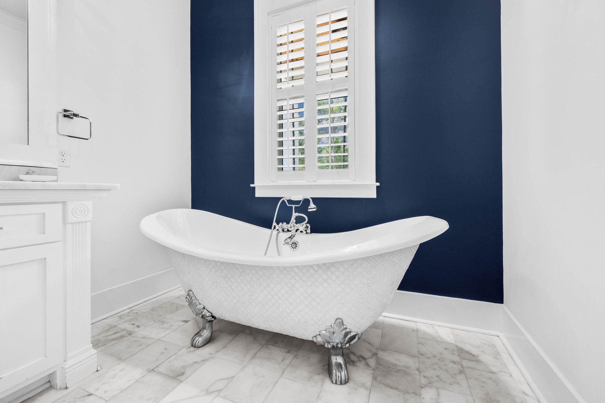 52 Pine Crest Circle Inlet Beach, FL 32461 - Photo 40 of 49 a bathroom with a sink and a bathtub