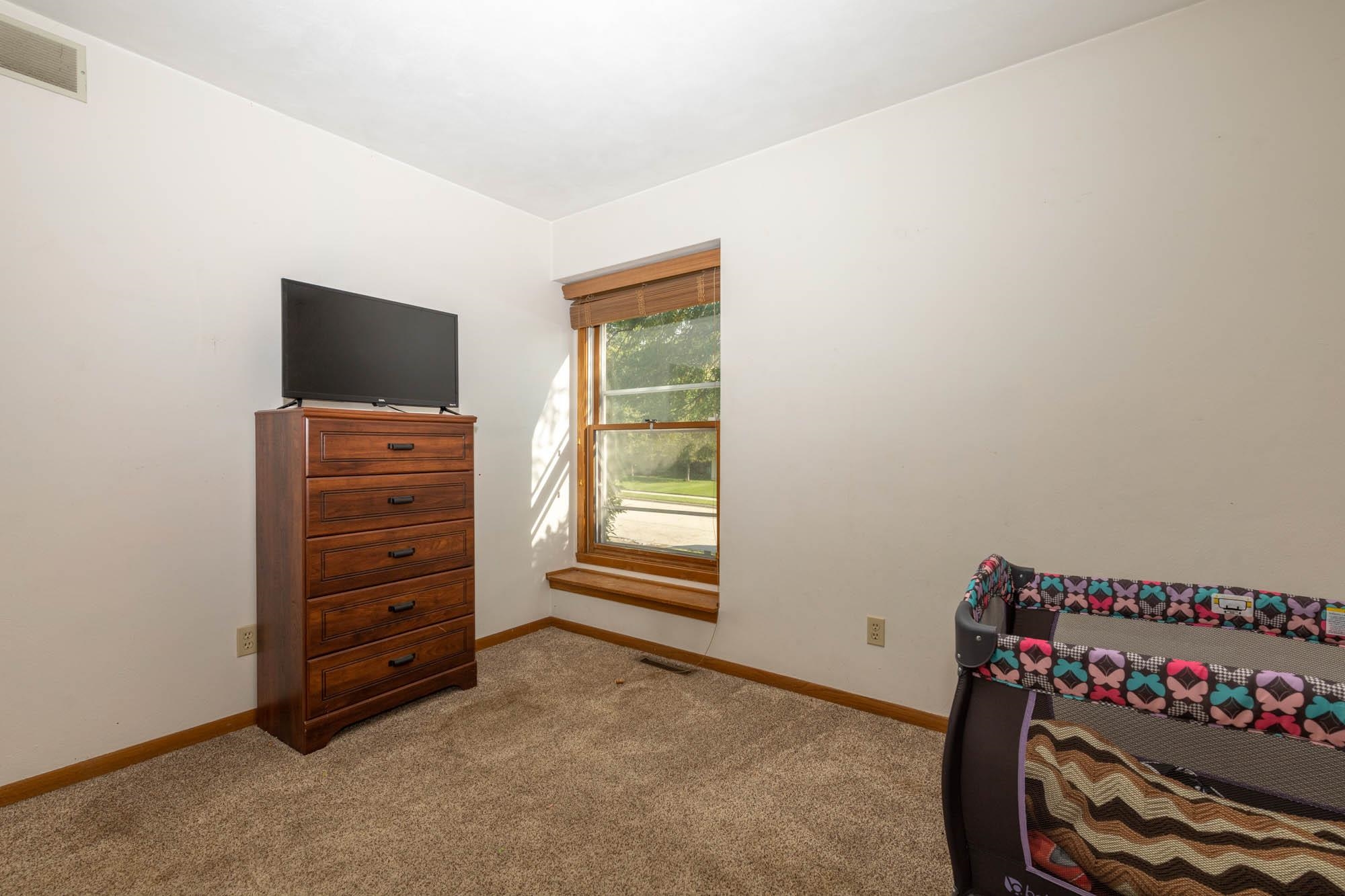 1785 South Trainer Road Rockford, IL 61108 - Photo 21 of 29 Gallery Image 21