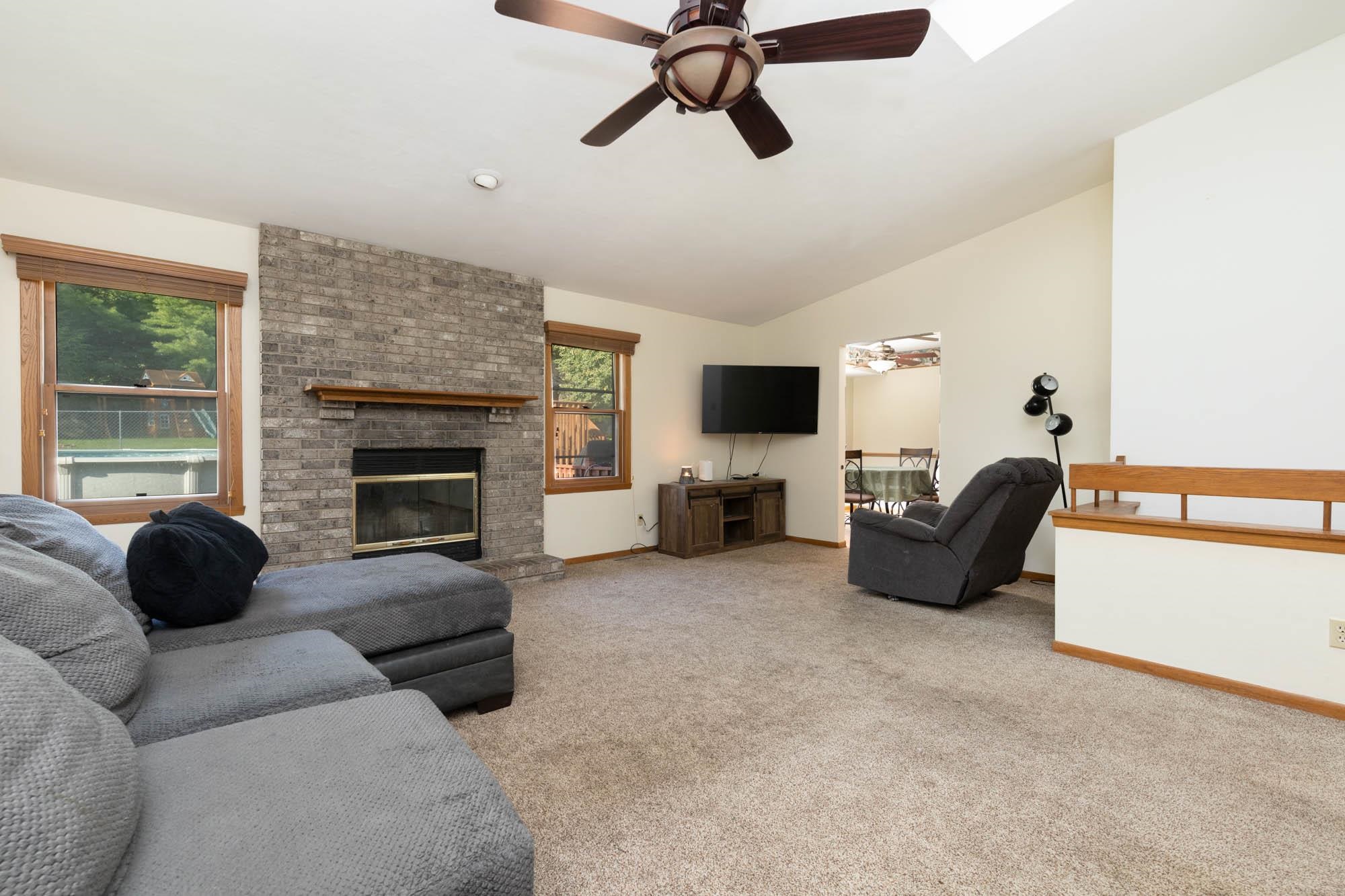1785 South Trainer Road Rockford, IL 61108 - Photo 7 of 29 Gallery Image 7