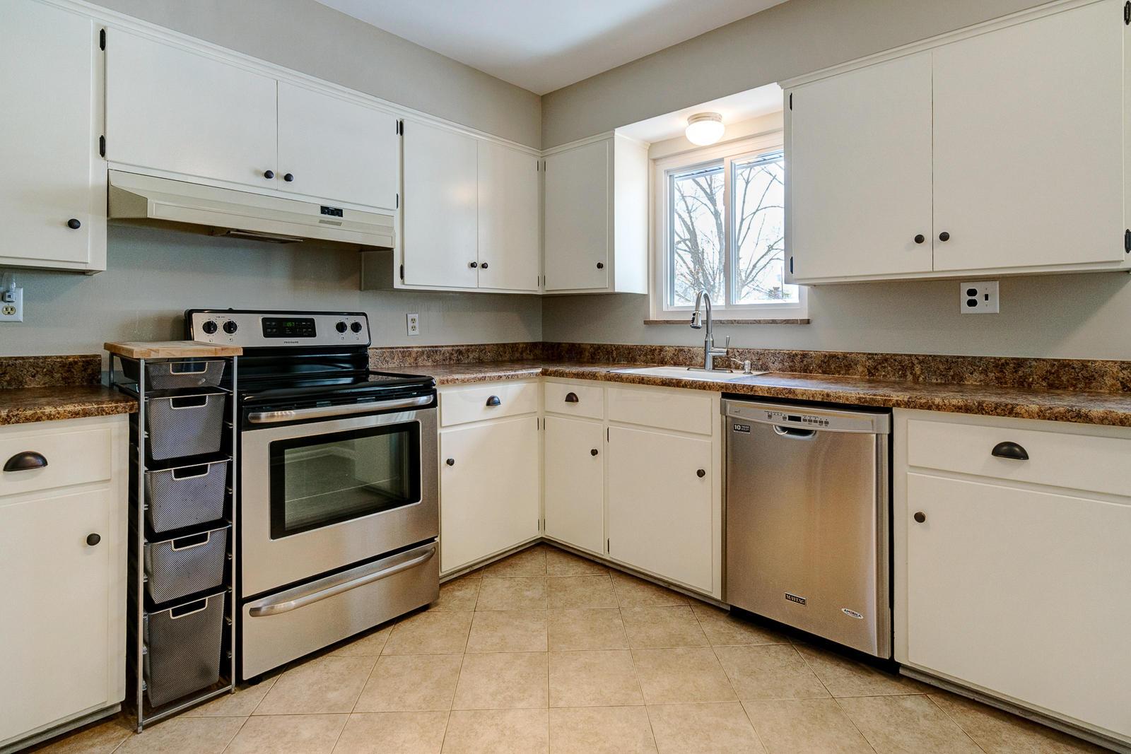 3464 Leighton Road Columbus, OH 43221 - Photo 9 of 27 Gallery Image 9