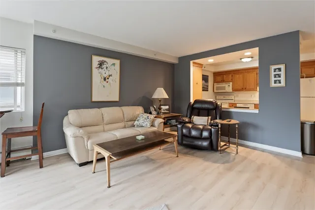 $134,900 | 701 Westage At The Harbor, Irondequoit, NY 14617