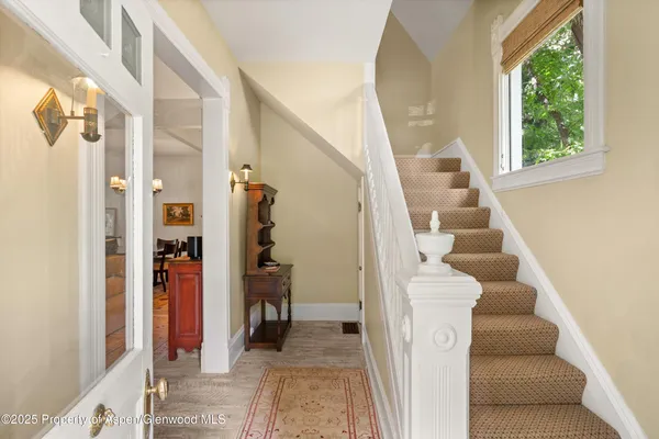 a view of an entryway with seating