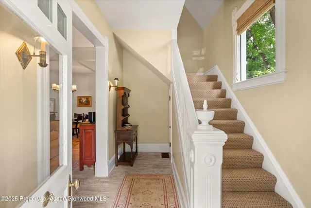 a view of an entryway with seating