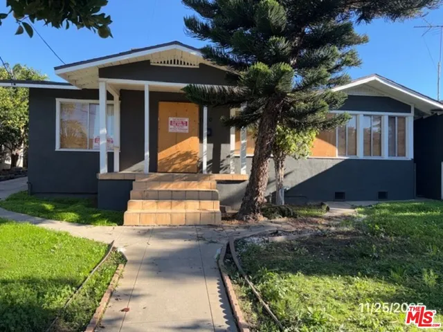 $1,399,000 | 1740 South Rimpau Boulevard, Los Angeles, CA 90019