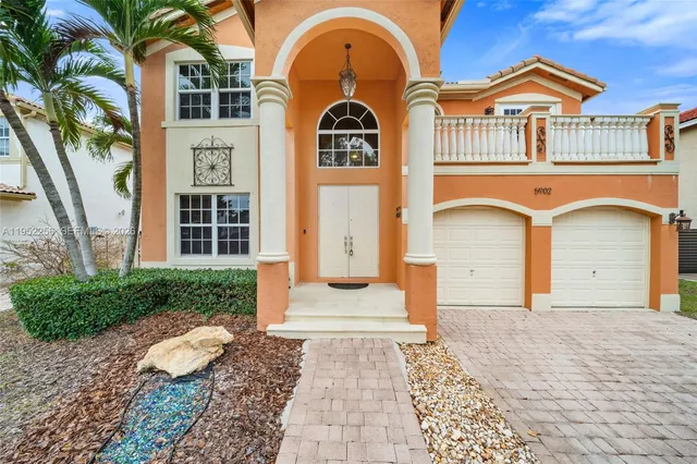 $920,000 | 5902 Southwest 166th Court, Miami, FL 33193