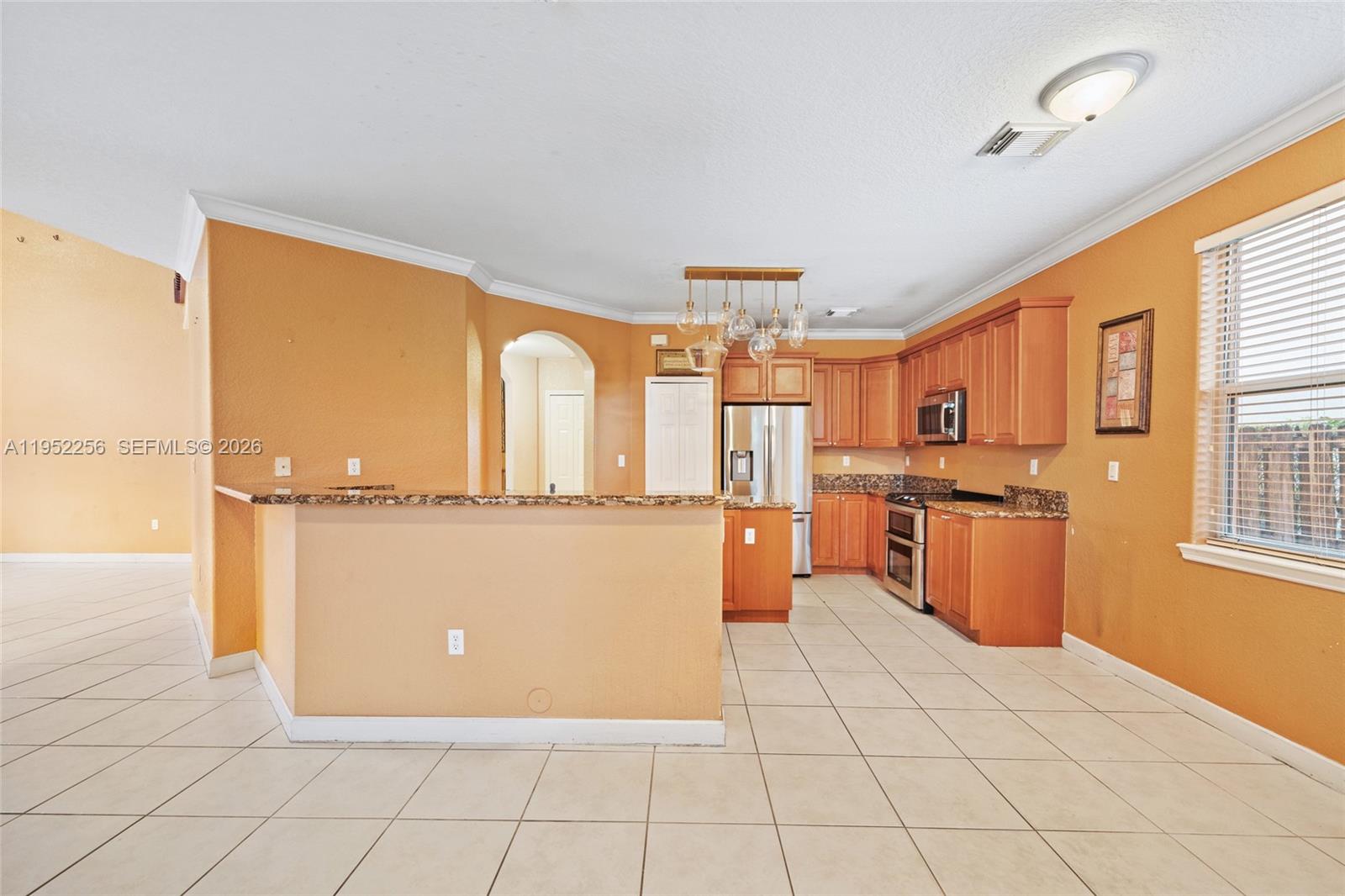 5902 Southwest 166th Court Miami, FL 33193 - Photo 16 of 45