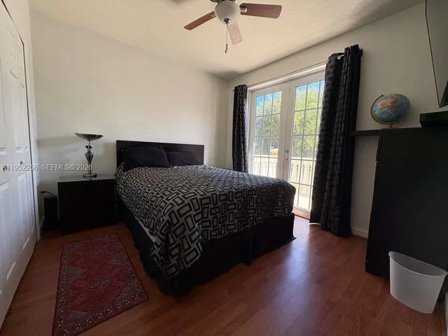 $920,000 | 5902 Southwest 166th Court, Miami, FL 33193