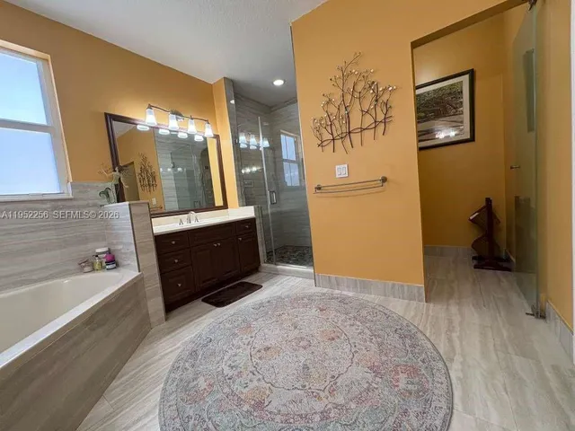 $920,000 | 5902 Southwest 166th Court, Miami, FL 33193