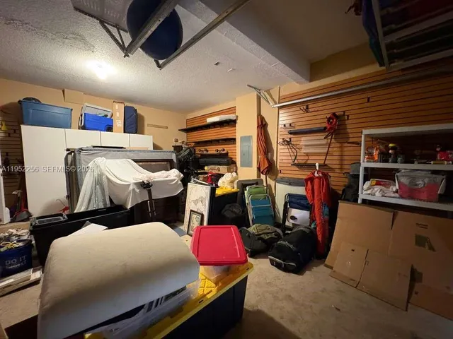 $920,000 | 5902 Southwest 166th Court, Miami, FL 33193