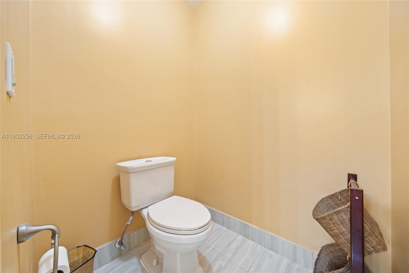 5902 Southwest 166th Court Miami, FL 33193 - Photo 35 of 45