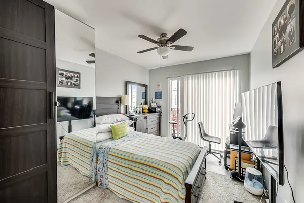 $3,400 | 4915 West Gunnison Street, Unit D, Chicago, IL 60630