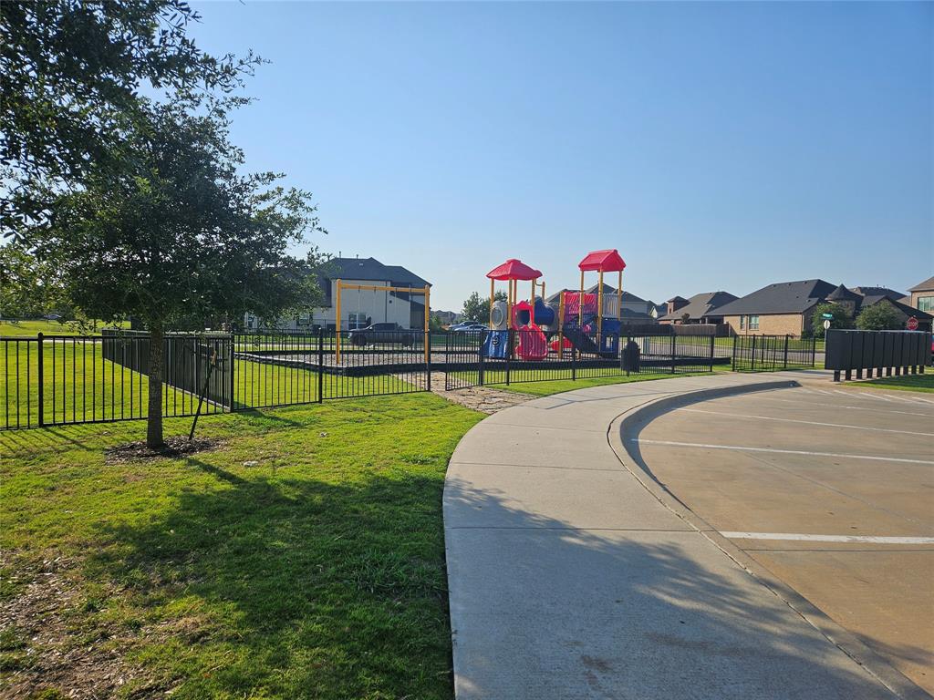 808 Goose Court Forney, TX 75126 - Photo 37 of 39 a view of a park