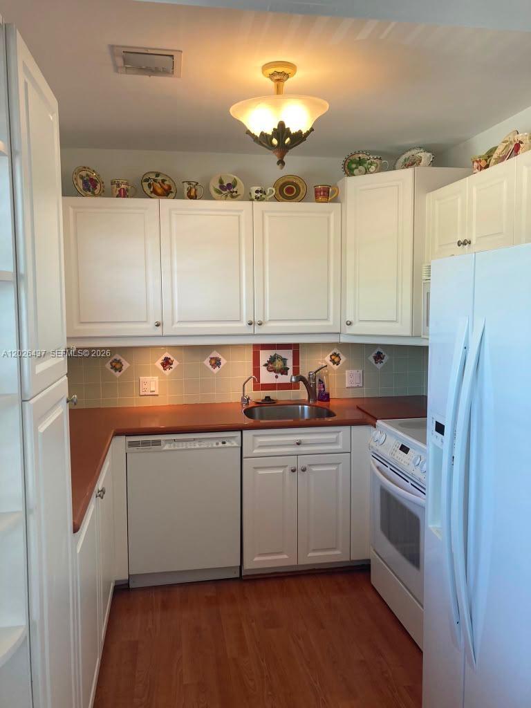 449 Fanshaw K, Unit 449 Boca Raton, FL 33434 - Photo 19 of 71