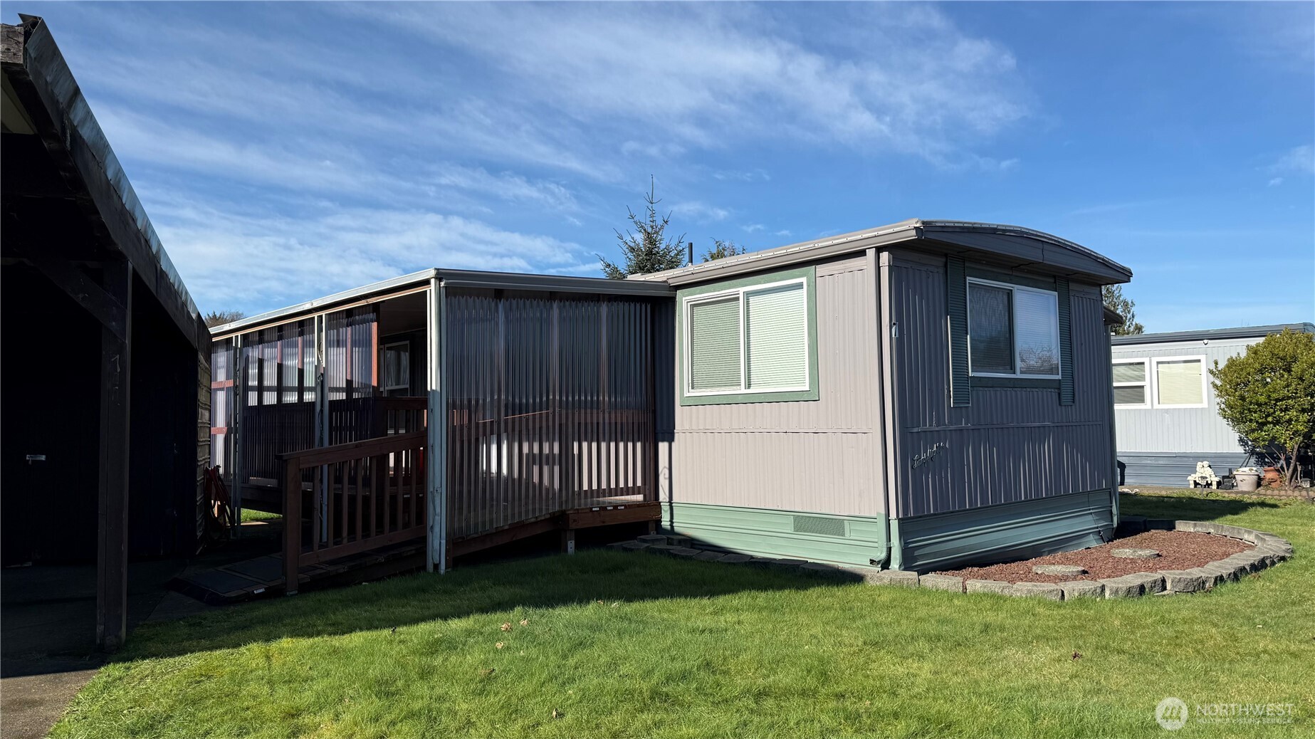 7 Meander Way Aberdeen, WA 98520 - Photo 2 of 37 Gallery Image 2