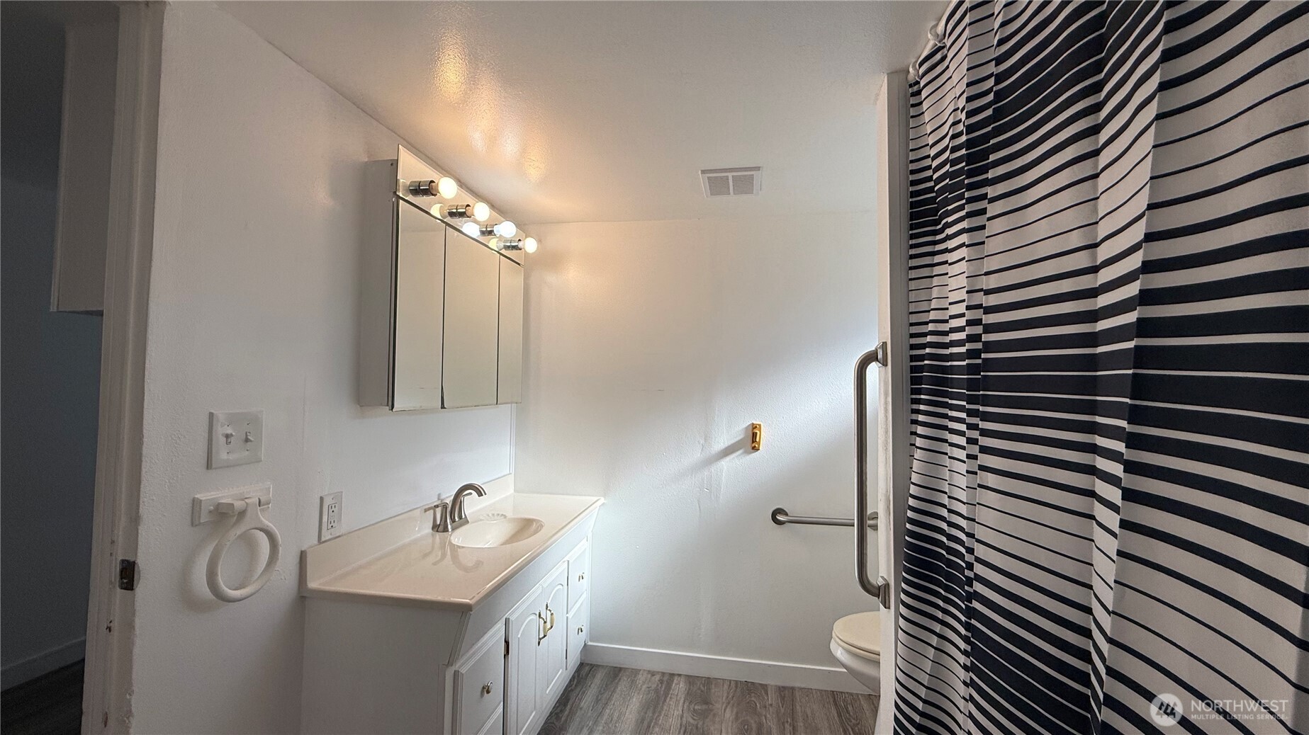 7 Meander Way Aberdeen, WA 98520 - Photo 26 of 37 Gallery Image 26