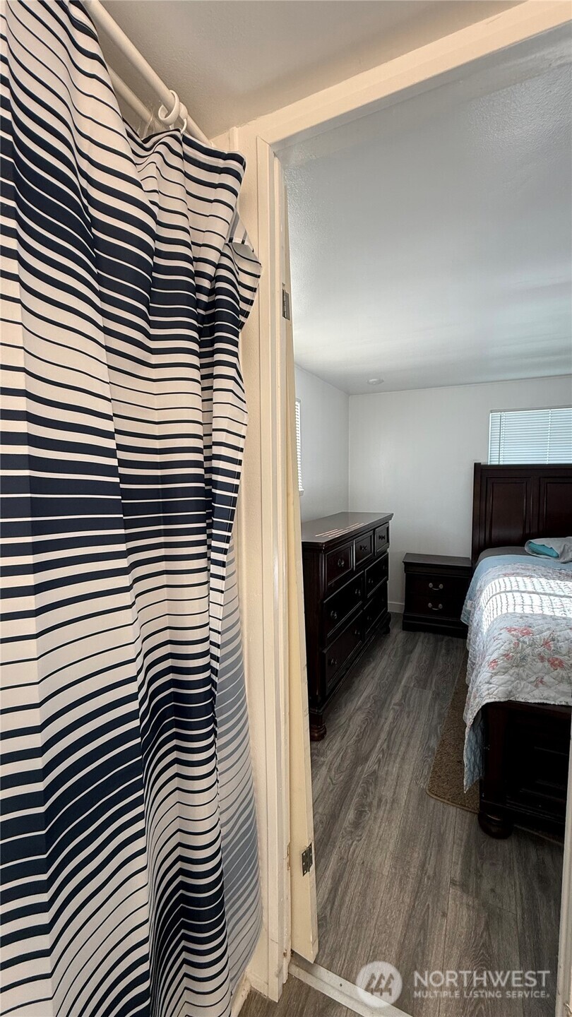 7 Meander Way Aberdeen, WA 98520 - Photo 32 of 37 Gallery Image 32