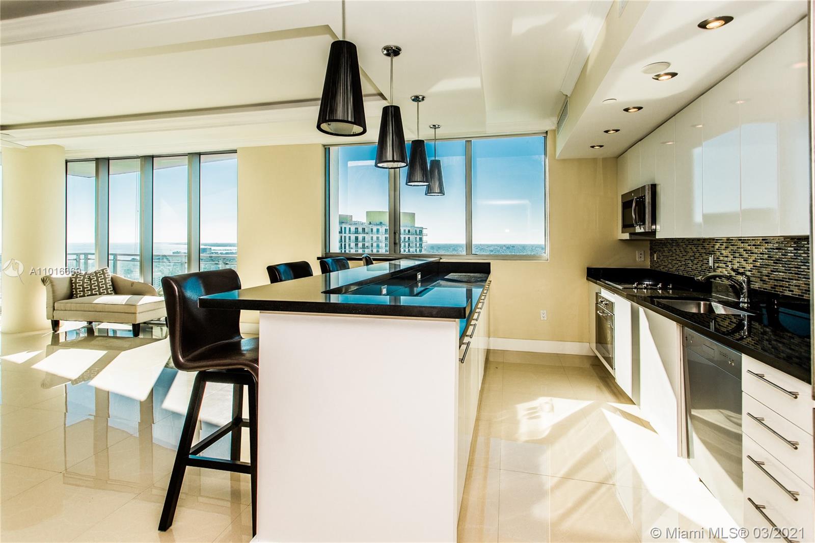92 Southwest 3rd Street, Unit 4505 Miami, FL 33130 - Photo 5 of 10