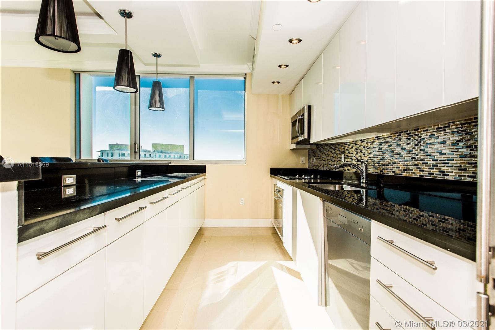 92 Southwest 3rd Street, Unit 4505 Miami, FL 33130 - Photo 6 of 10