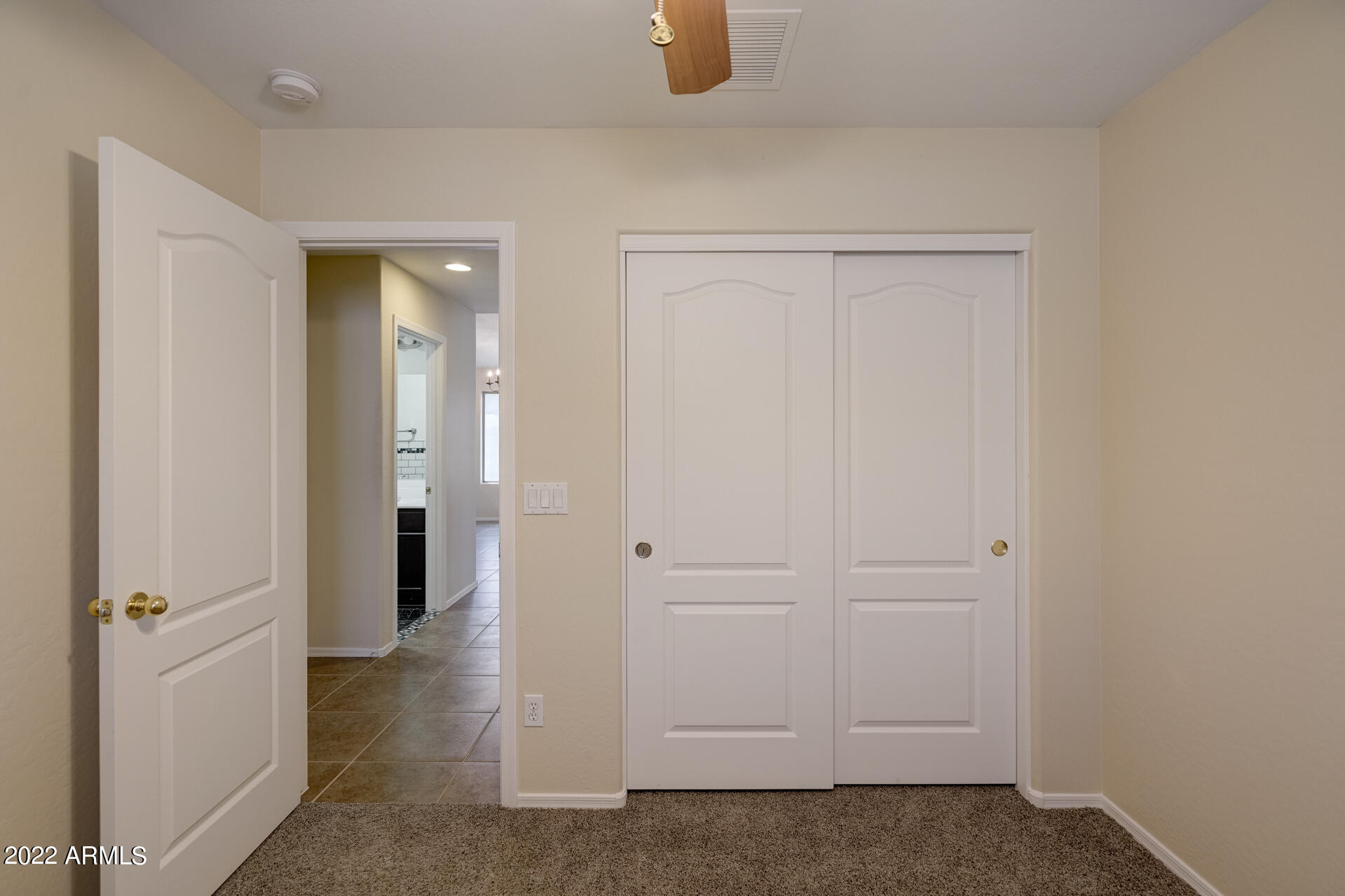 2337 West Gaby Road Phoenix, AZ 85041 - Photo 21 of 26 listing_18