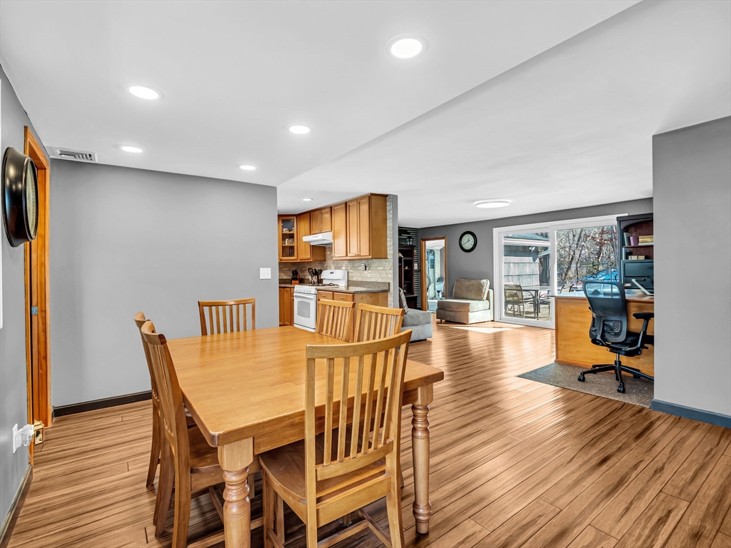 4 Eldorado Road Chelmsford, MA 01824 - Photo 3 of 42 Gallery Image 3
