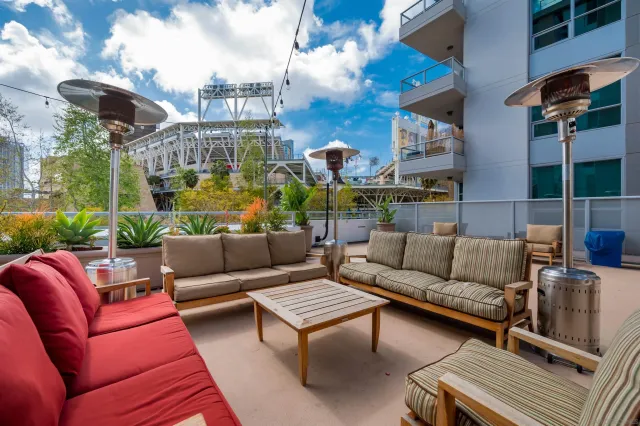 $2,950 | 253 Tenth Avenue, Unit 526, San Diego, CA 92101