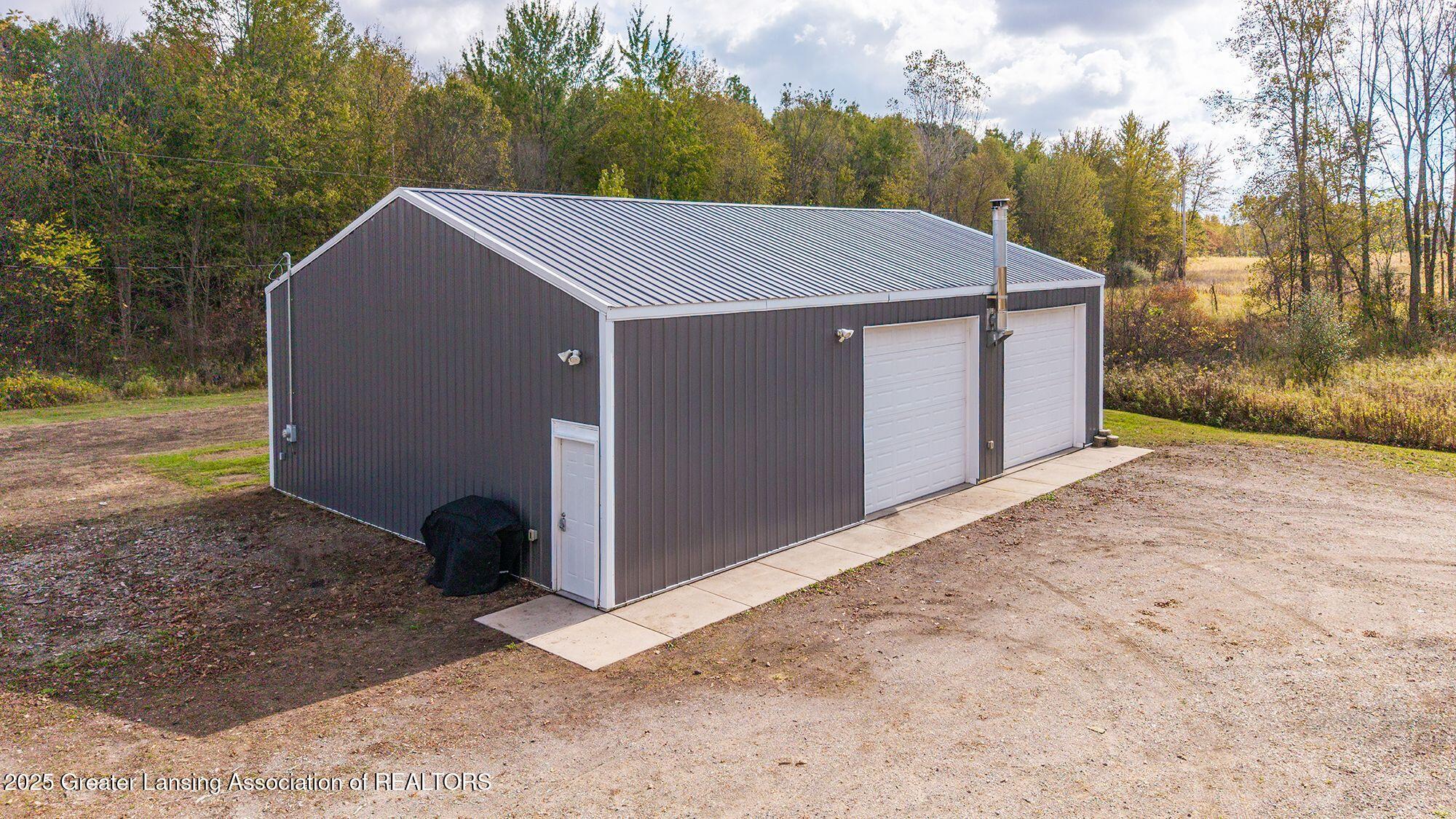 5313 Parman Road Stockbridge, MI 49285 - Photo 4 of 74 FUQtCYOU