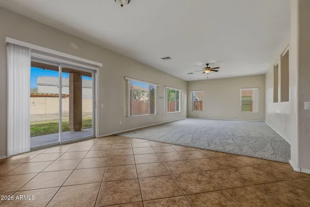 $2,895 | 9444 West Hubbell Street, Phoenix, AZ 85037