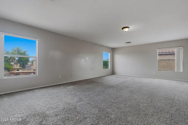 $2,895 | 9444 West Hubbell Street, Phoenix, AZ 85037