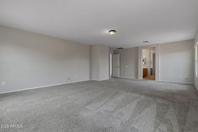 $2,895 | 9444 West Hubbell Street, Phoenix, AZ 85037