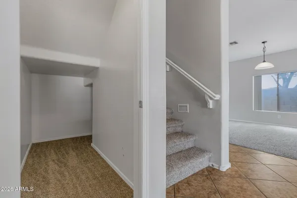 a view of en suite bathroom