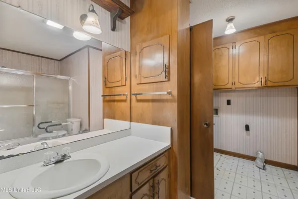 $185,000 | 260 Crepe Myrtle Lane, Laurel, MS 39443
