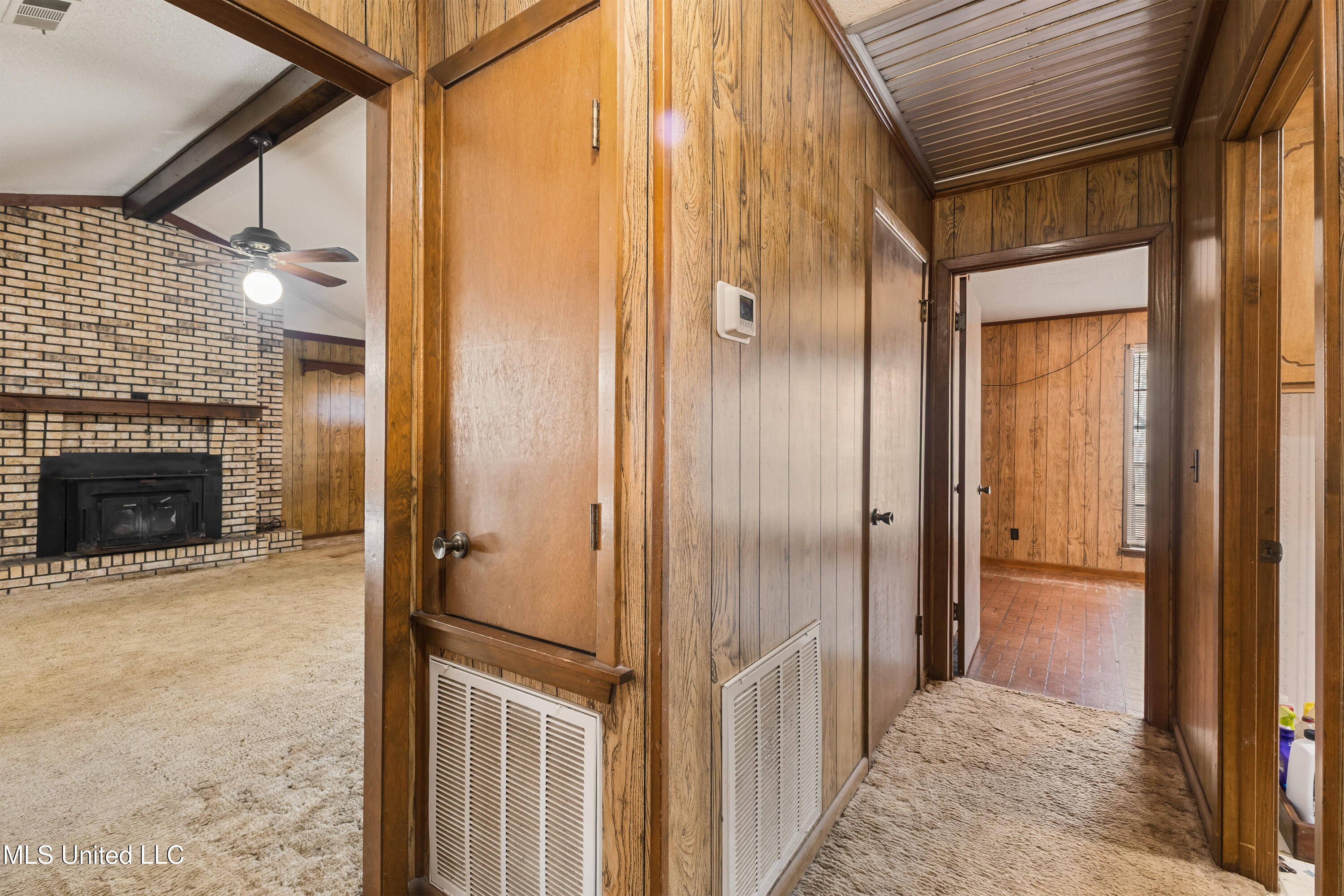 260 Crepe Myrtle Lane Laurel, MS 39443 - Photo 30 of 54 260_Crepe_Myrtle_Ln-30