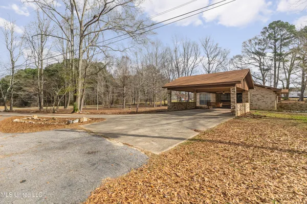$185,000 | 260 Crepe Myrtle Lane, Laurel, MS 39443
