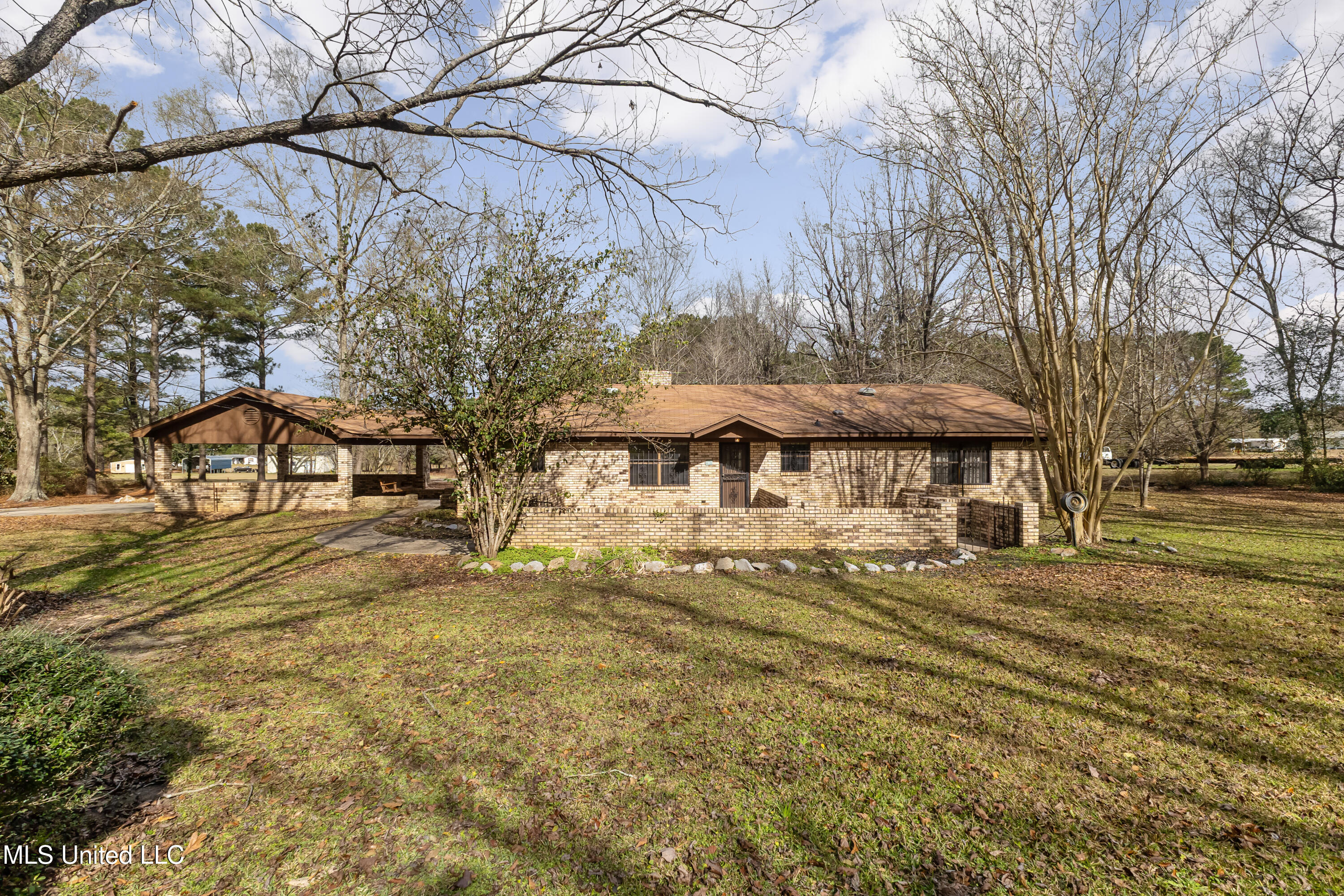 260 Crepe Myrtle Lane Laurel, MS 39443 - Photo 35 of 54 260_Crepe_Myrtle_Ln-35