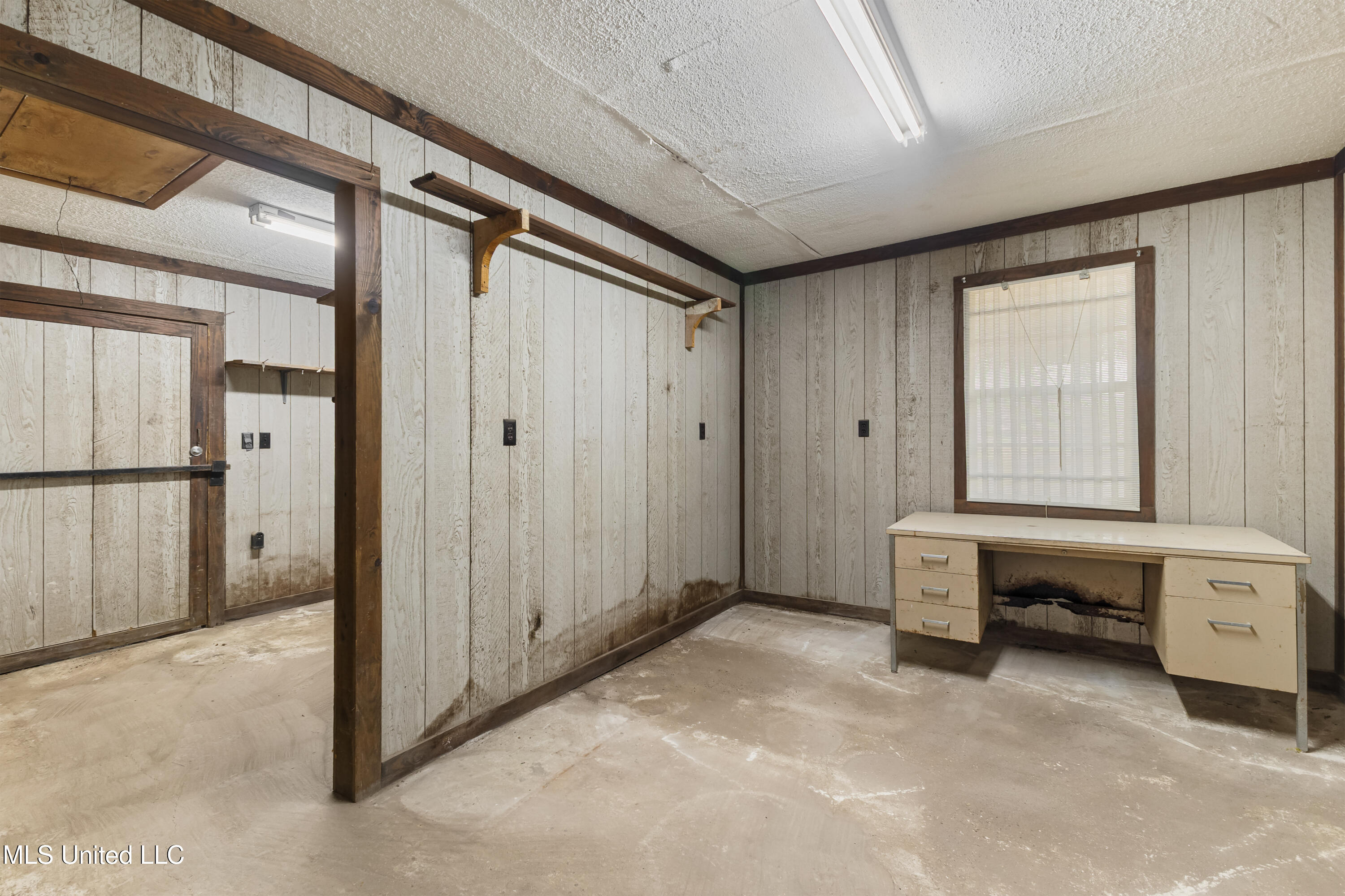 260 Crepe Myrtle Lane Laurel, MS 39443 - Photo 40 of 54 260_Crepe_Myrtle_Ln-40