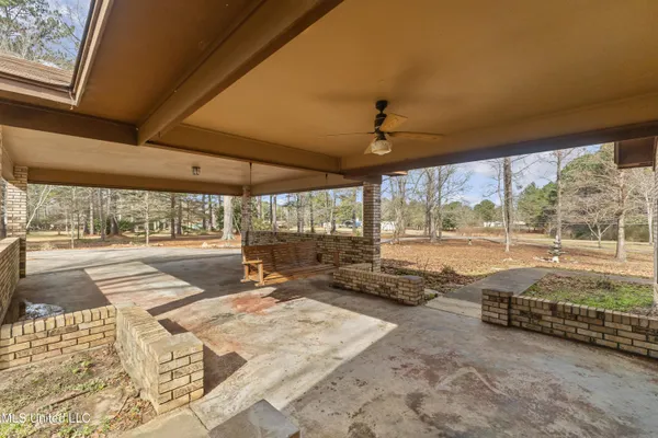 $185,000 | 260 Crepe Myrtle Lane, Laurel, MS 39443