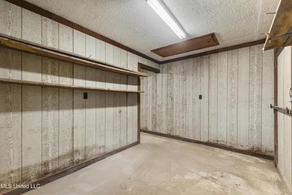 $185,000 | 260 Crepe Myrtle Lane, Laurel, MS 39443