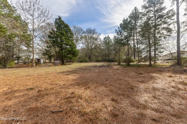 $185,000 | 260 Crepe Myrtle Lane, Laurel, MS 39443