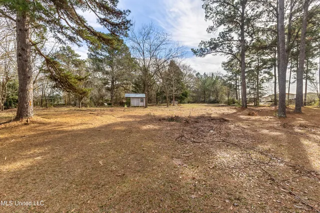 $185,000 | 260 Crepe Myrtle Lane, Laurel, MS 39443