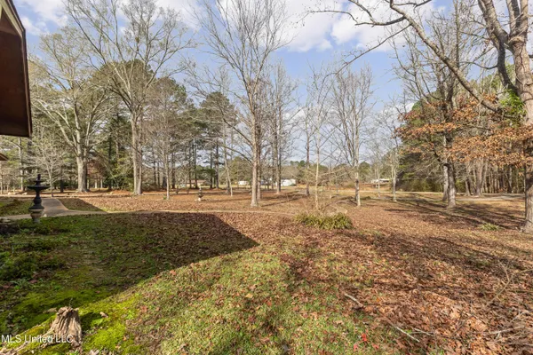 $185,000 | 260 Crepe Myrtle Lane, Laurel, MS 39443
