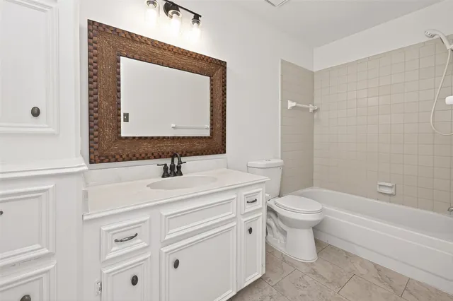 $399,000 | 5802 Moss Point Court, Spring, TX 77379