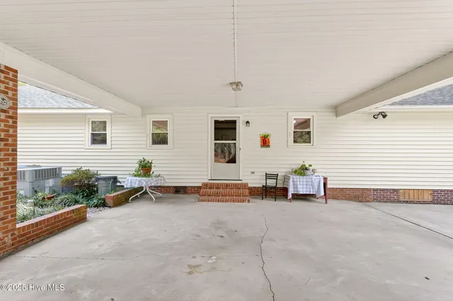 $327,900 | 5130 Aldridge Store Road, La Grange, NC 28551