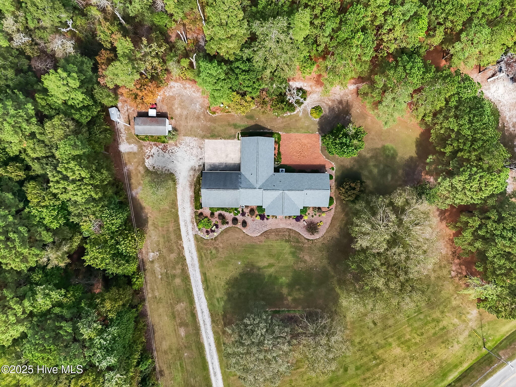 5130 Aldridge Store Road La Grange, NC 28551 - Photo 59 of 60 59-web-or-mls-001_DJI_20251001132626_002