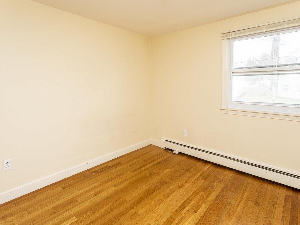 131 Dennett Street Portland, ME 04102 - Photo 17 of 23 IMG_3619