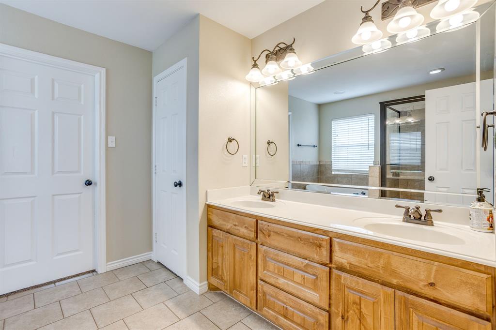155 Cornerstone Lane Springtown, TX 76082 - Photo 21 of 40