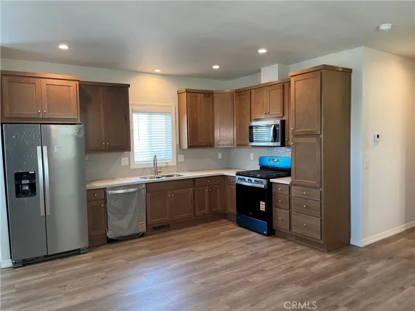 $229,900 | 301 East Foothill Boulevard, Unit 59, Pomona, CA 91767