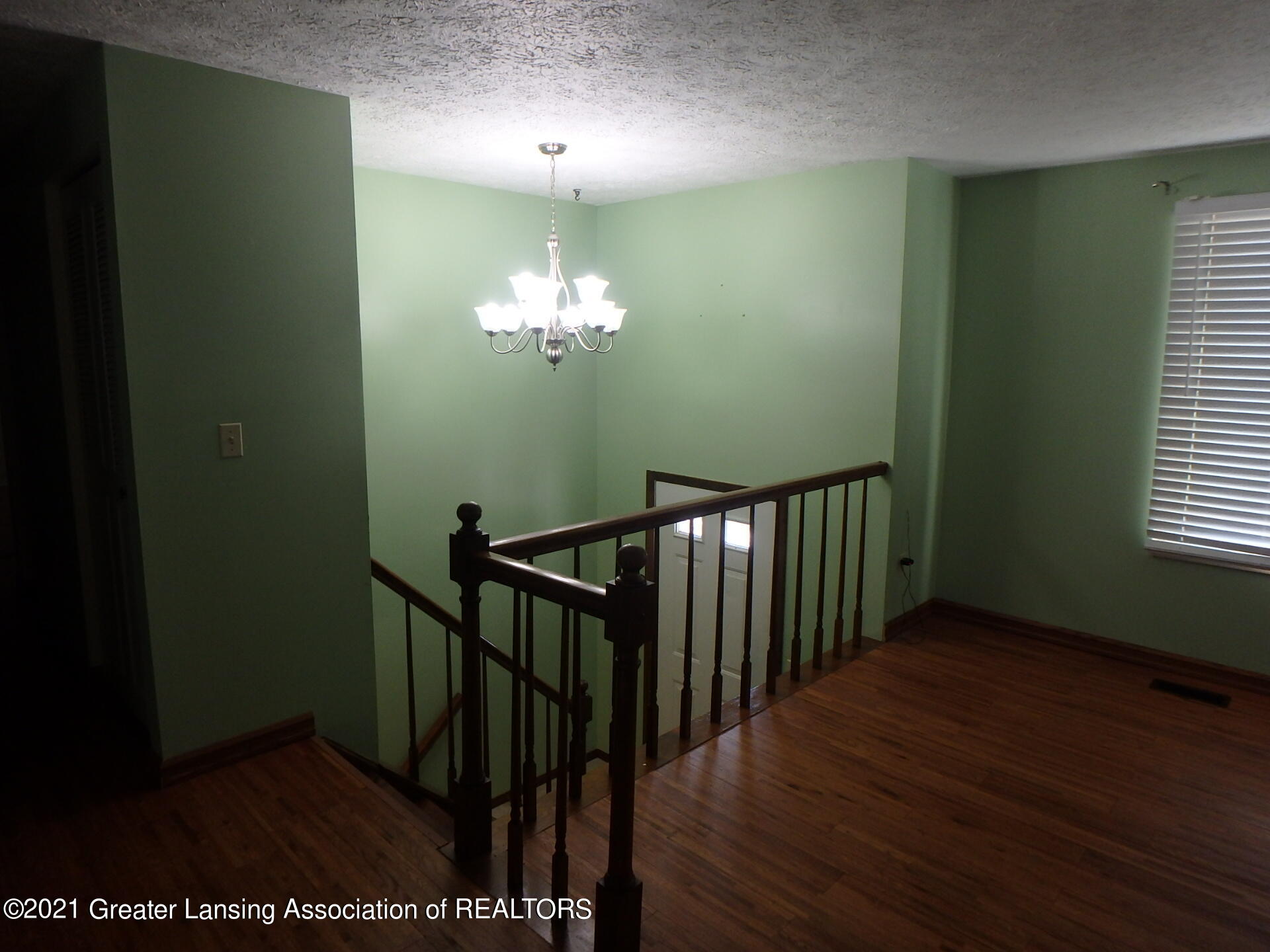 5905 Rockingham Drive Lansing, MI 48911 - Photo 6 of 30 front entry