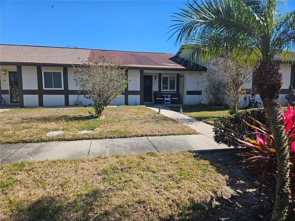 $240,000 | 2900 Grove Wood Boulevard, Unit C, Palm Harbor, FL 34683