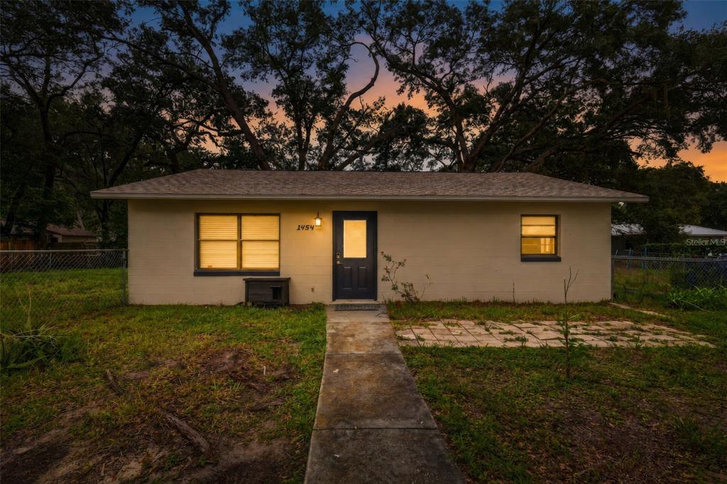 1454 Howard Street Groveland, FL 34736 - Photo 1 of 34 Gallery Image 1